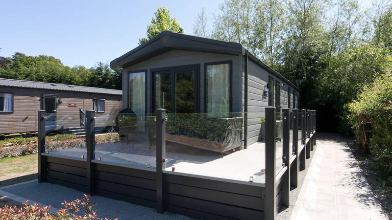 2025 Green Lane Victory Bronte 38x12 2