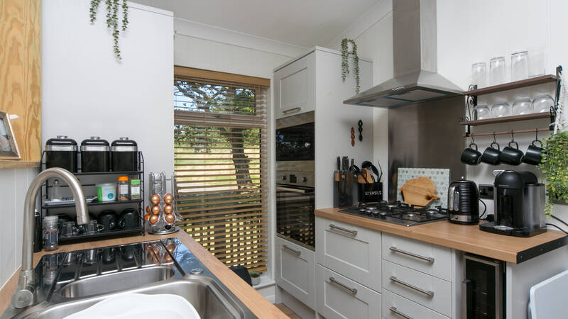 Red Kite 8 Kitchen