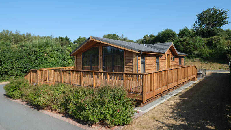 Lookout 4 Exterior