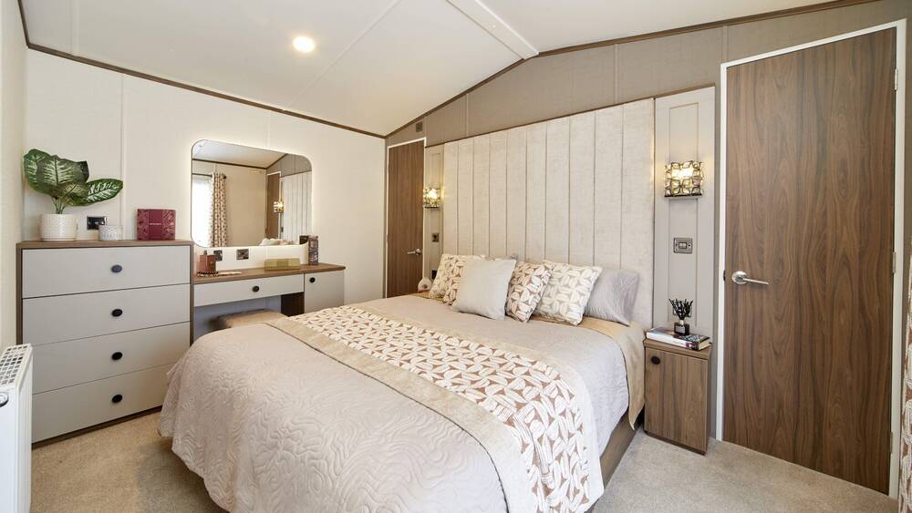 Main bedroom open