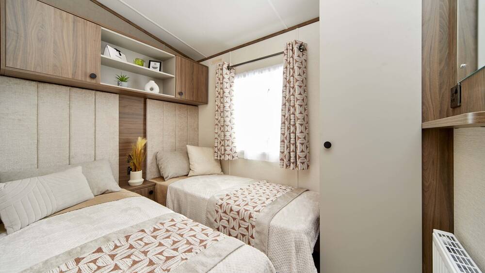 Second bedroom