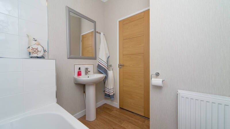 Red kite 1 bathroom