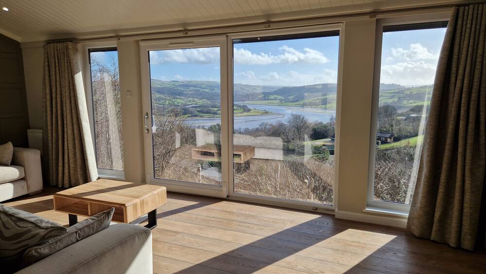 Estuary View 21 Loundge B