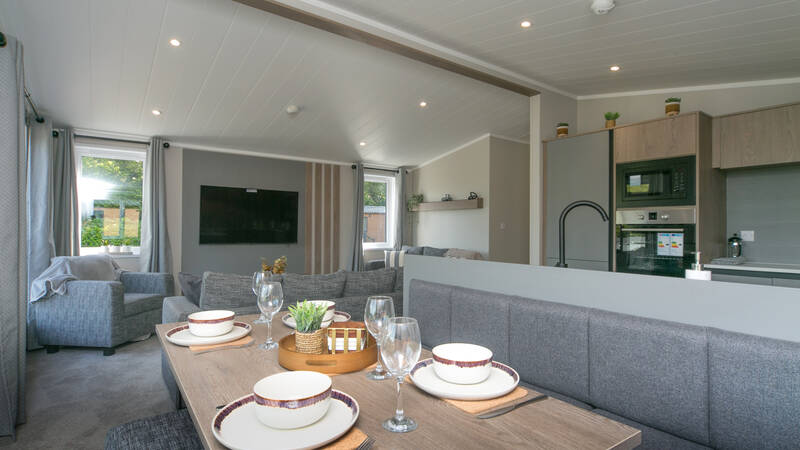 Dining B